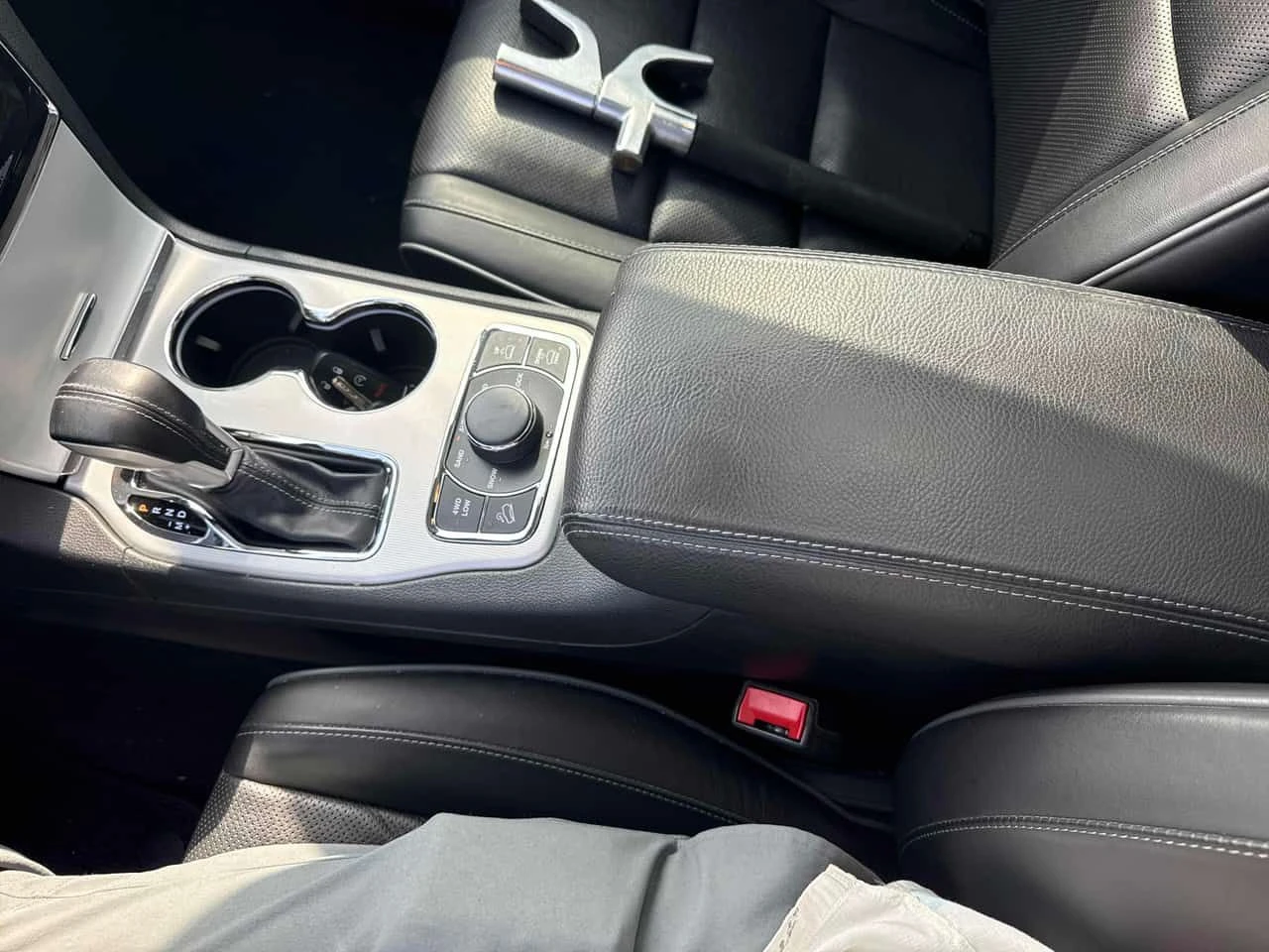 Jeep Grand cherokee * Summit * АВТОКРЕДИТ БЕЗ ПЪРВОНАЧАЛНА ВНОСКА* , снимка 13 - Автомобили и джипове - 55651363