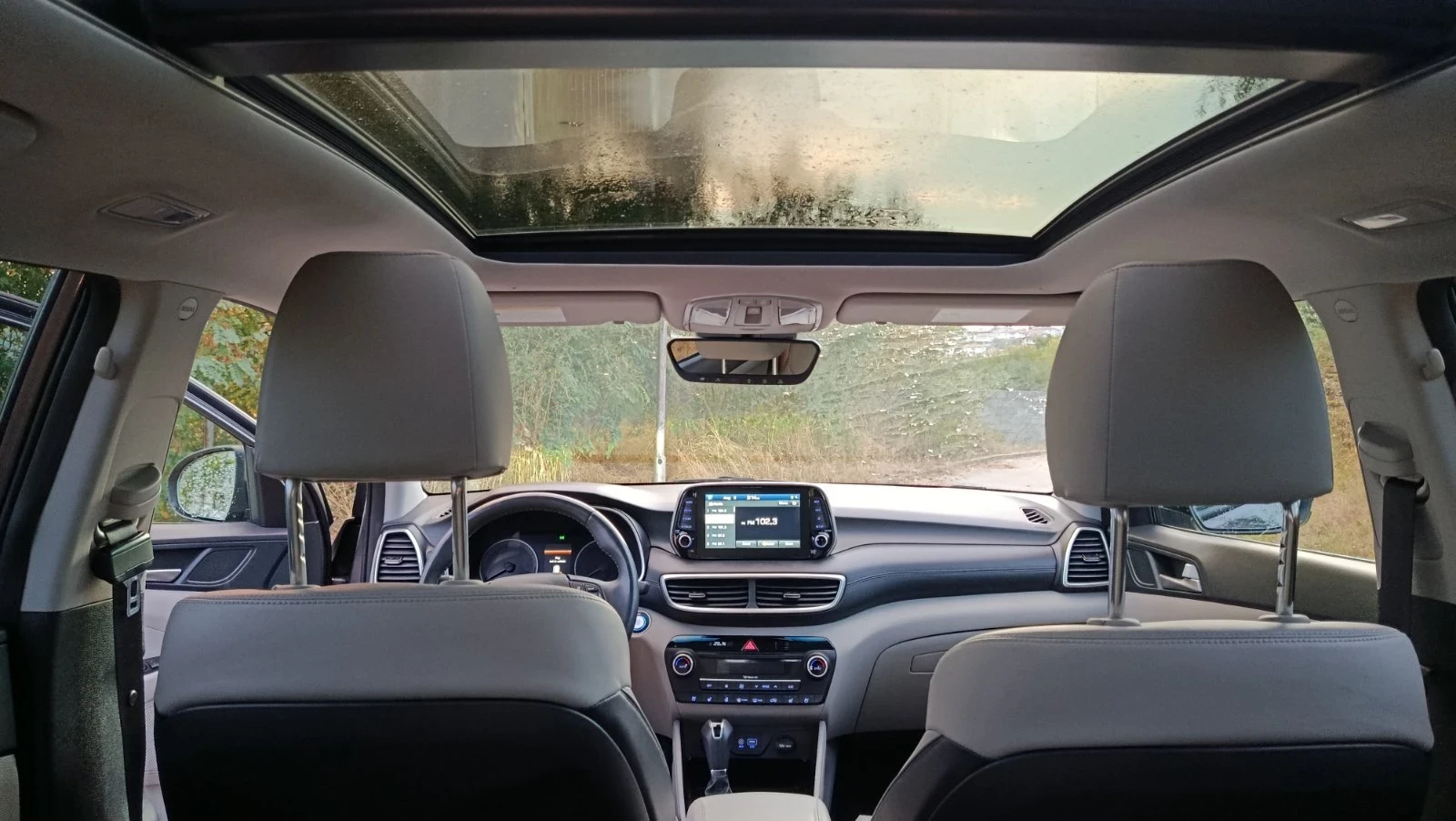 Hyundai Tucson, снимка 13 - Автомобили и джипове - 55767629