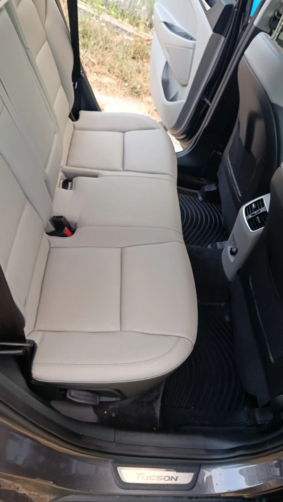 Hyundai Tucson, снимка 12 - Автомобили и джипове - 55767629