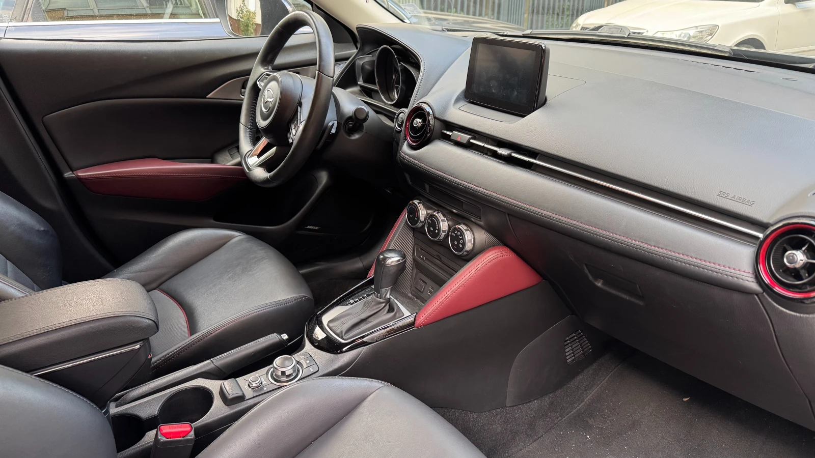 Mazda CX-3 4x4/Keyless/BOSE/Automatic, снимка 5 - Автомобили и джипове - 56088288