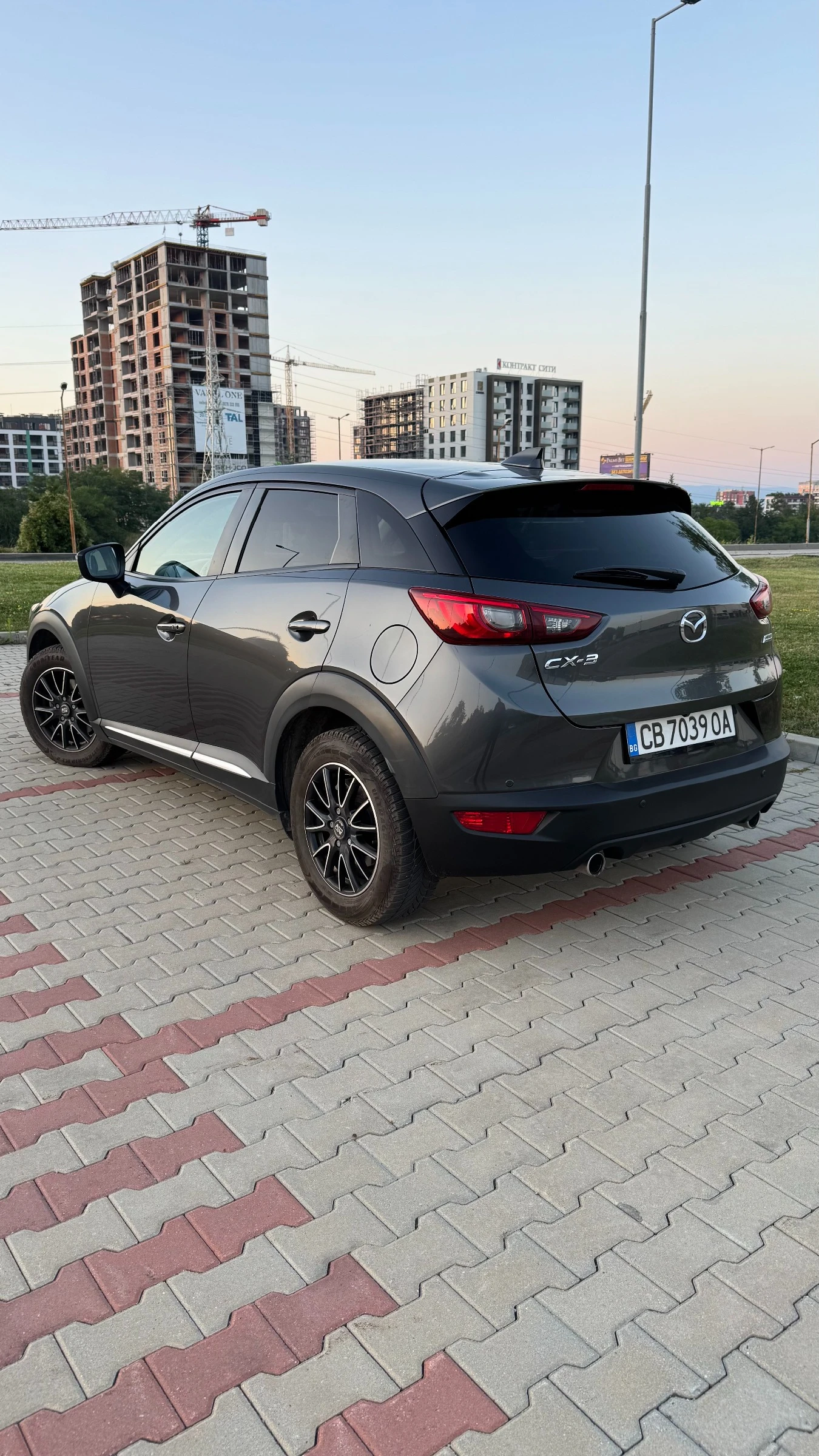 Mazda CX-3 4x4/Keyless/BOSE/Automatic, снимка 4 - Автомобили и джипове - 56088288