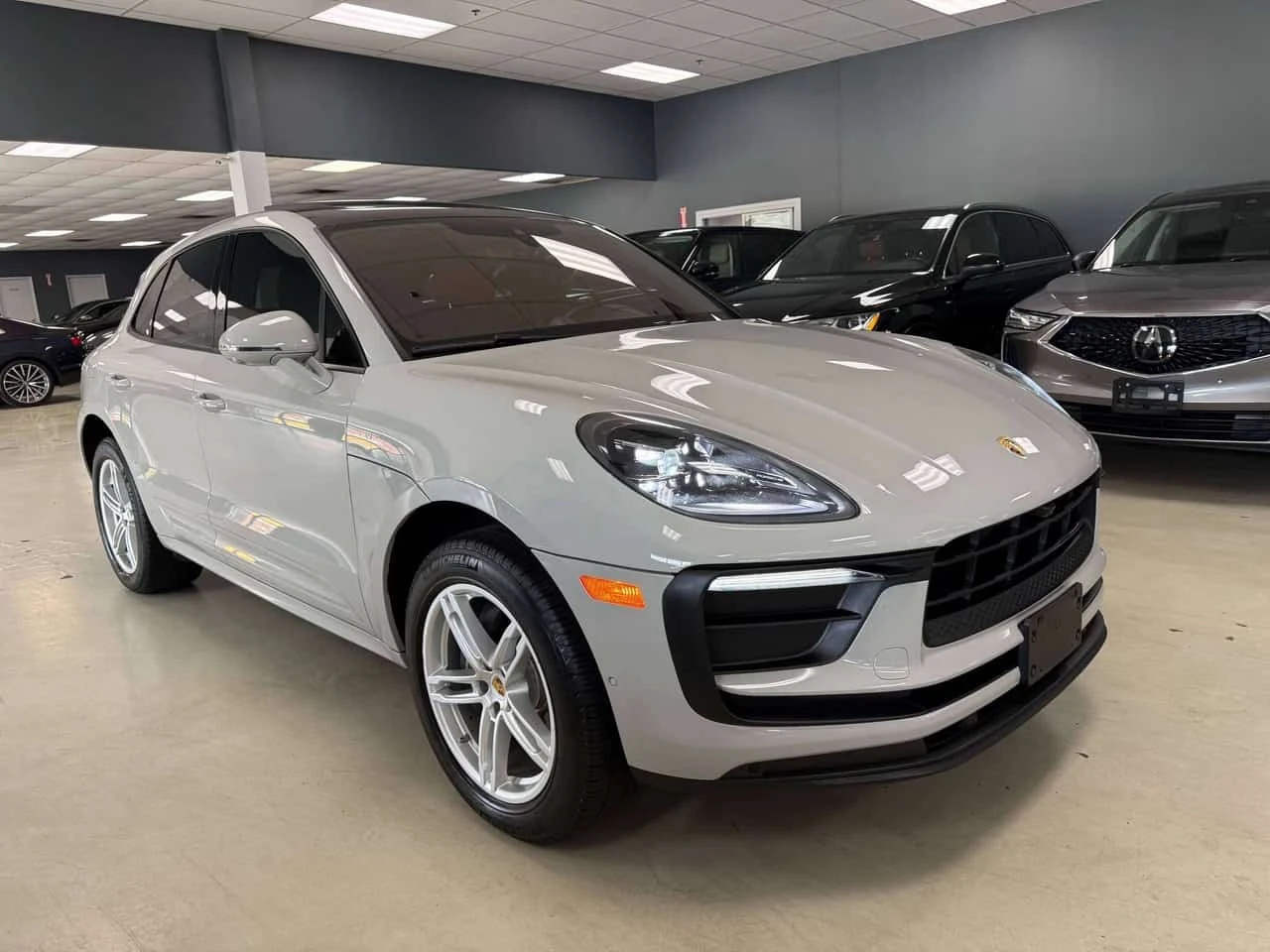 Porsche Macan * 2.0 AWD* * PARK ASSIST* * 360 CAMERA* * * CARFAX | Mobile.bg � ����������� 7