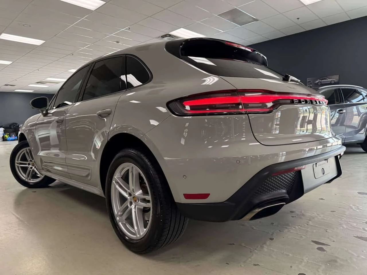 Porsche Macan * 2.0 AWD* * PARK ASSIST* * 360 CAMERA* * * CARFAX | Mobile.bg � ����������� 13