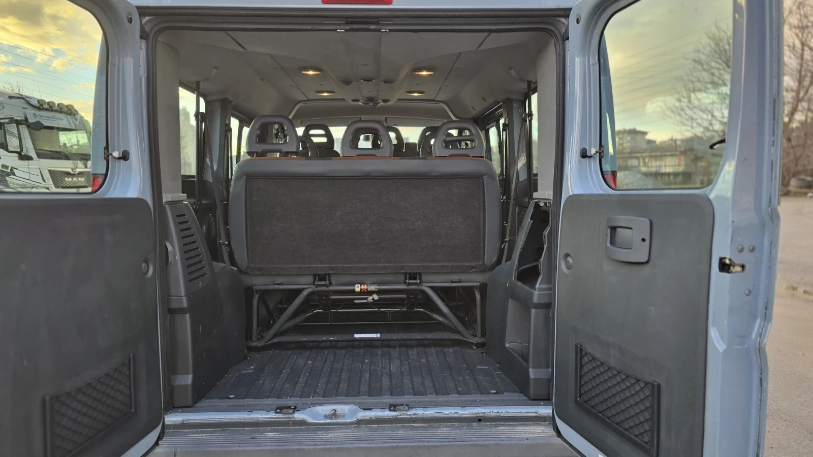 Fiat Ducato Пътнически с климатроник Myltijet, снимка 10 - Бусове и автобуси - 53877940