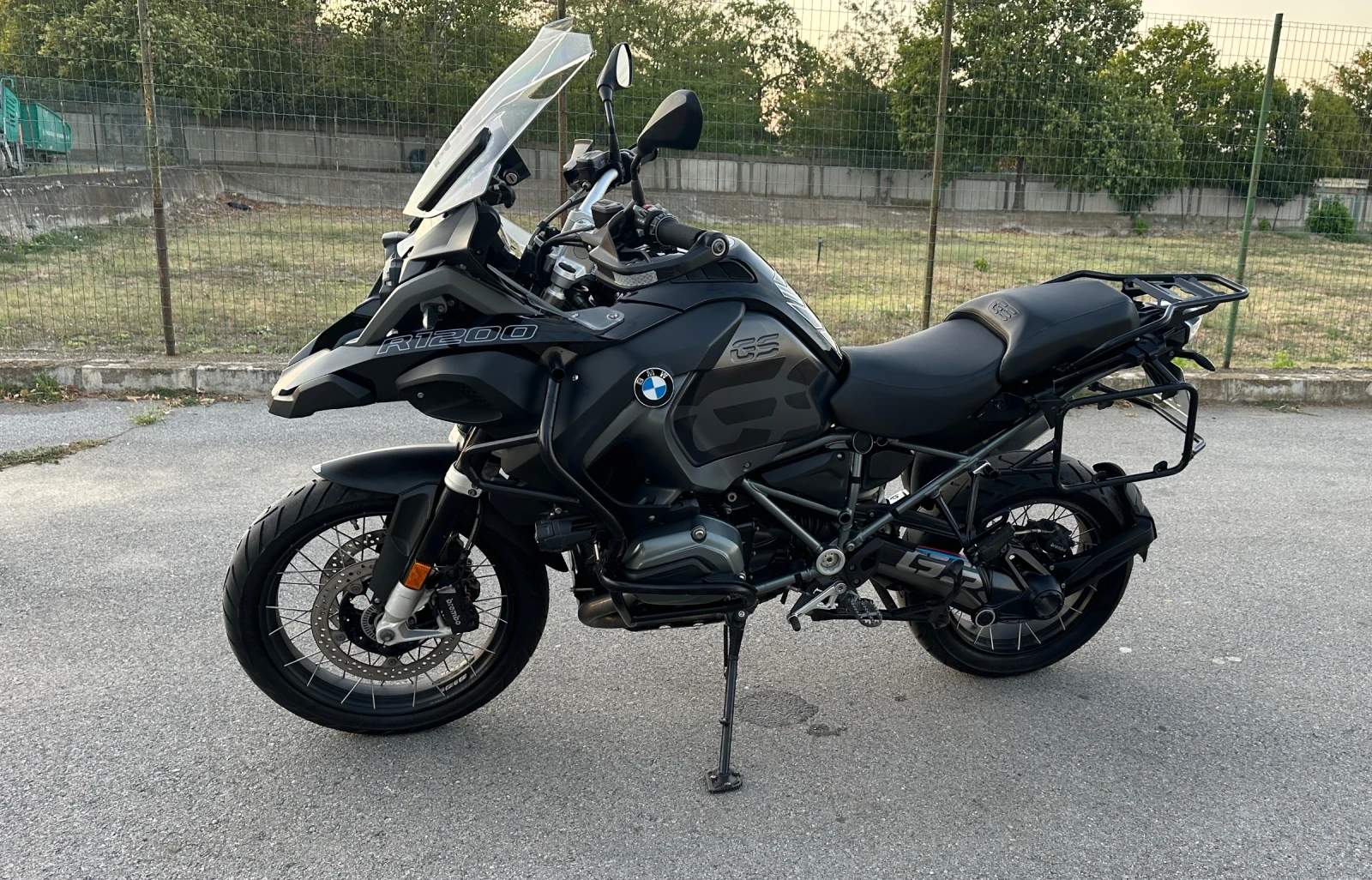 BMW R 1200 GS ADVENTURE TRIPLE BLACK - изображение 2