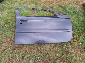 Врата предна дясна Пежо 206 SW черна 