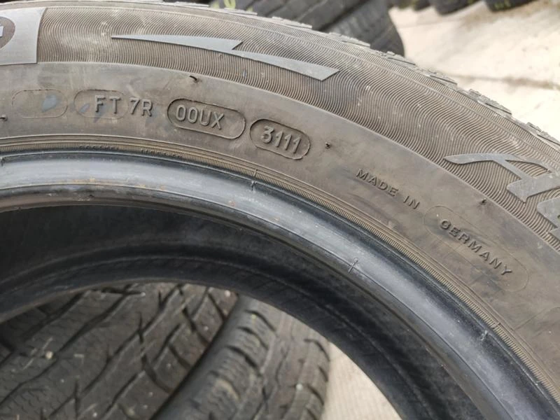 Гуми Зимни 205/60R16, снимка 10 - Гуми и джанти - 31287733