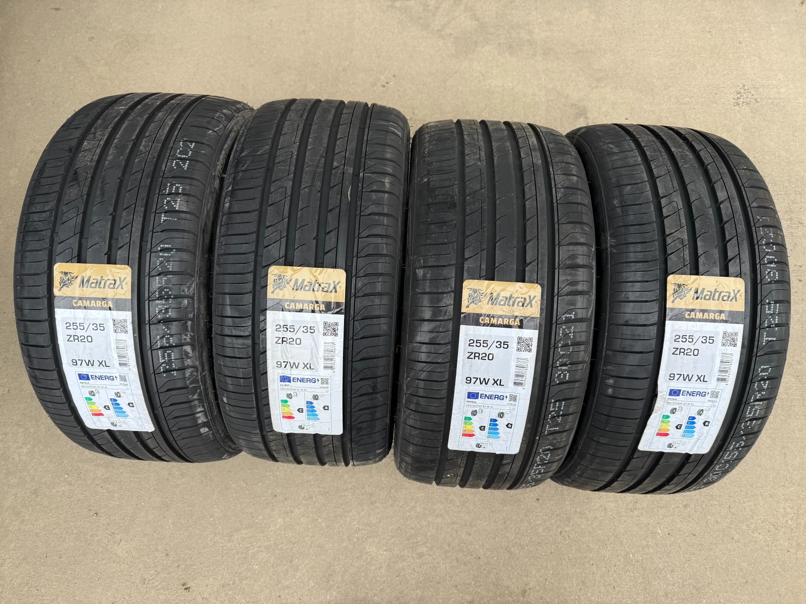 Гуми Летни 255/35R20