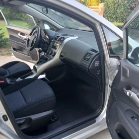 Toyota Auris  1.3 Life Facelift, снимка 8