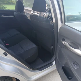 Toyota Auris  1.3 Life Facelift, снимка 11