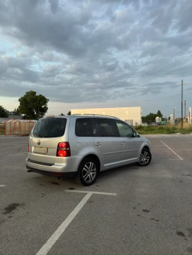 VW Touran 2.0 Ecofuel Park assist | Mobile.bg    6