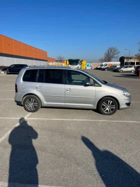 VW Touran 2.0 Ecofuel Park assist, снимка 5