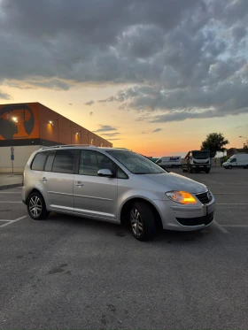 VW Touran 2.0 Ecofuel Park assist | Mobile.bg    3