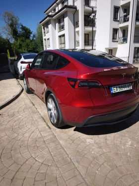 Обява за продажба на Tesla Model Y 2024 SR+  ~58 700 лв. - изображение 4 | Auto.bg Обява за продажба на Tesla Model Y 2024 SR+  ~58 700 лв. - изображение 4