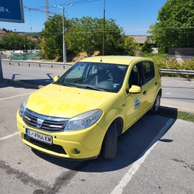 Обява за продажба на Dacia Sandero ~2 800 лв. - изображение 1