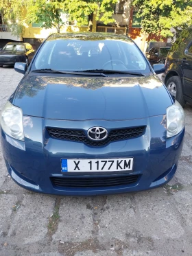 Toyota Auris  - изображение 1