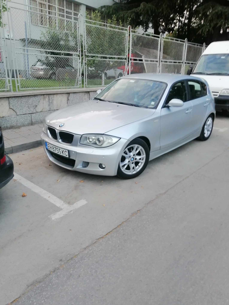 BMW 120, снимка 1 - Автомобили и джипове - 45266127