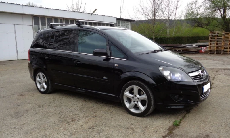 Opel Zafira OPC 2.0Turbo Газ, снимка 2 - Автомобили и джипове - 47084858