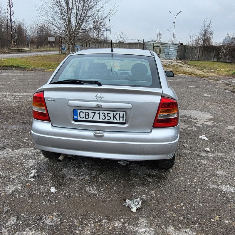 Opel Astra 1, 4/16v газов инжекцион, снимка 2 - Автомобили и джипове - 48234572