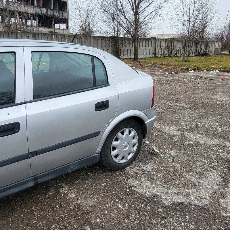 Opel Astra 1, 4/16v газов инжекцион, снимка 7 - Автомобили и джипове - 48234572