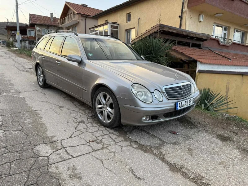 Mercedes-Benz E 200 KOMPRESSOR 6скорости, снимка 1 - Автомобили и джипове - 49538722