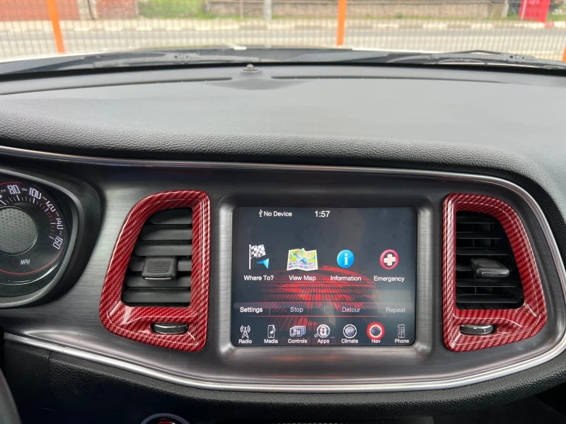 Dodge Challenger, снимка 12 - Автомобили и джипове - 49926020