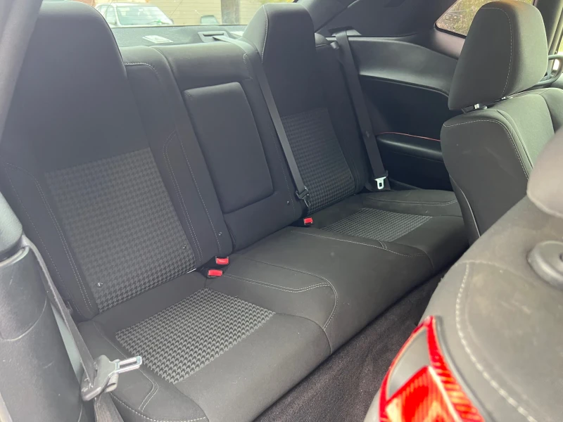 Dodge Challenger, снимка 13 - Автомобили и джипове - 49926020