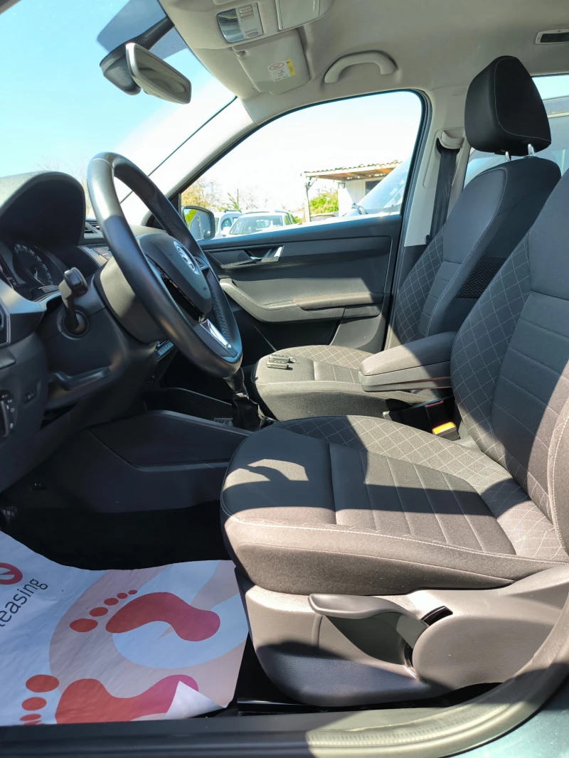 Skoda Fabia 1.0TSI 110hp EURO6, снимка 11 - Автомобили и джипове - 50088238