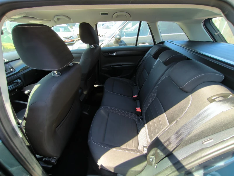 Skoda Fabia 1.0TSI 110hp EURO6, снимка 14 - Автомобили и джипове - 50088238