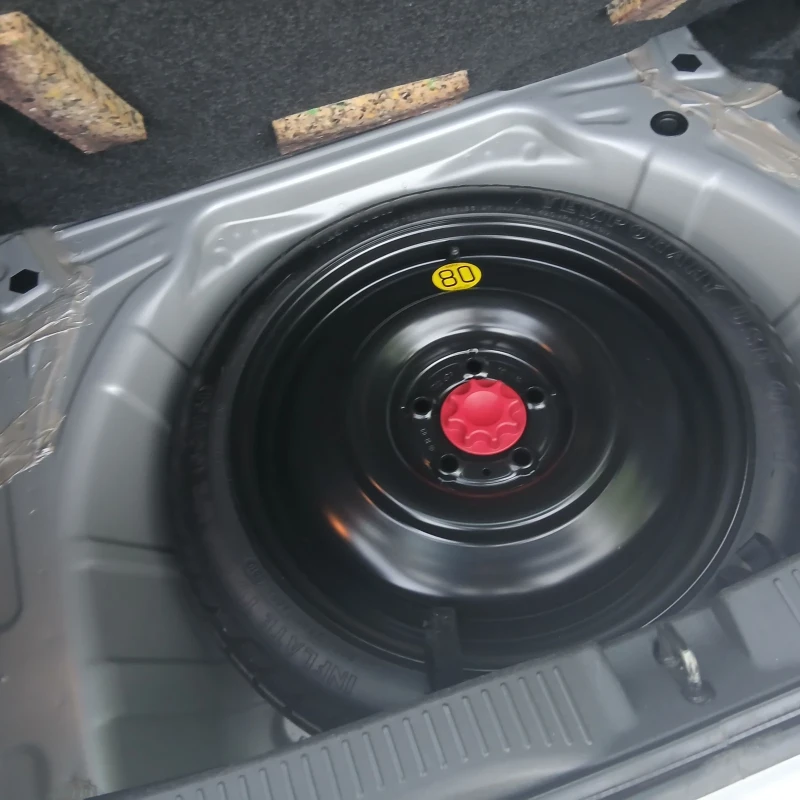 Toyota Auris  1.3 Life, снимка 16 - Автомобили и джипове - 51518064