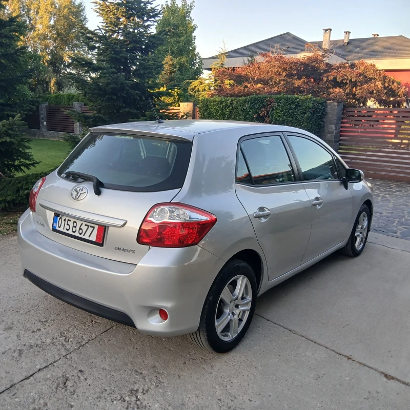 Toyota Auris  1.3 Life, снимка 4 - Автомобили и джипове - 51518064