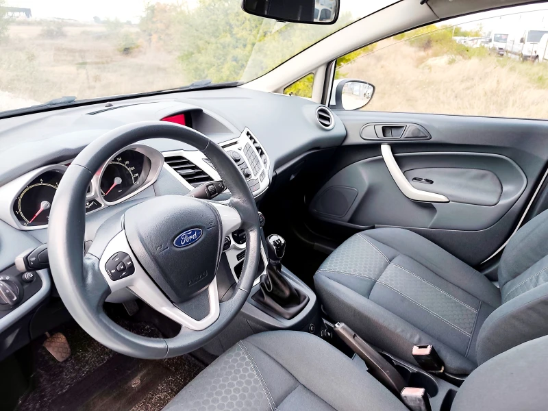 Ford Fiesta 1.4i 97ks BRC, снимка 6 - Автомобили и джипове - 52044854