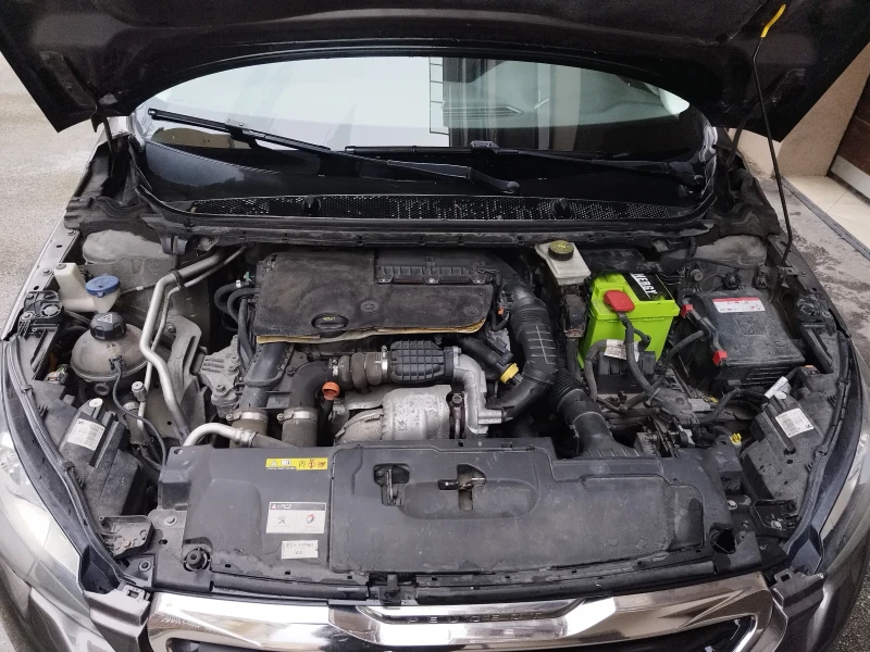 Peugeot 308 1.6 е-HDI 98, снимка 10 - Автомобили и джипове - 52857622