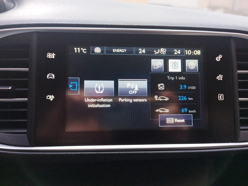 Peugeot 308 1.6 е-HDI 98, снимка 9 - Автомобили и джипове - 52857622