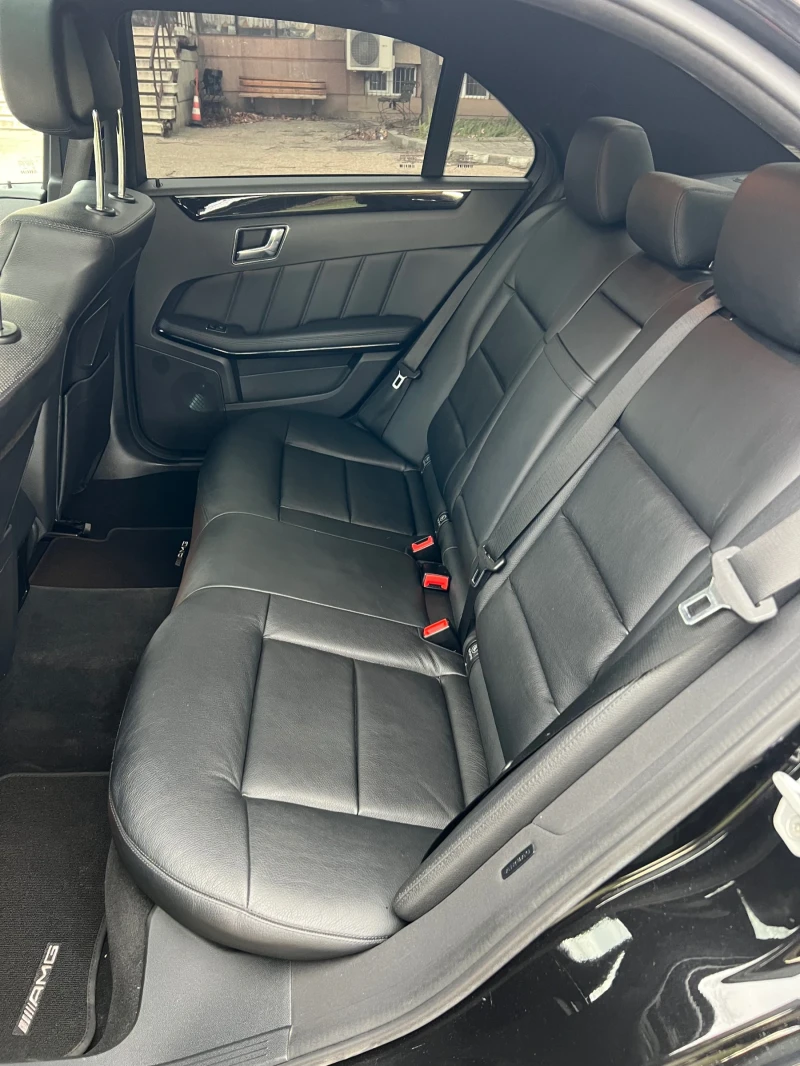 Mercedes-Benz E 350 AMG OPTIK/198000km/FULL SERVICE/265кс, снимка 11 - Автомобили и джипове - 53051796