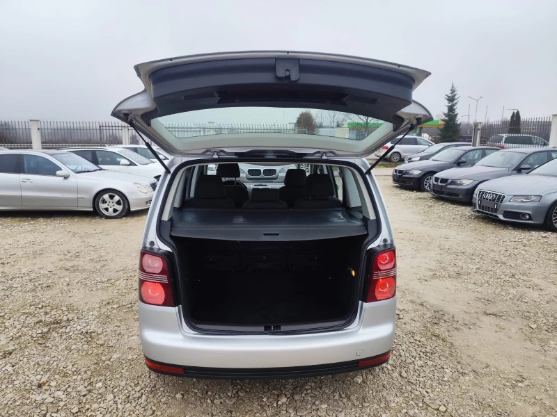 VW Touran 1.9 дизел 90 кс., снимка 7 - Автомобили и джипове - 53510910