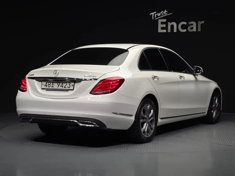 Mercedes-Benz C 200 2.0, снимка 2 - Автомобили и джипове - 54278066