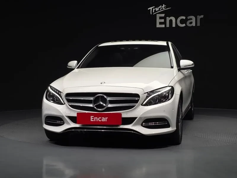 Mercedes-Benz C 200 2.0, снимка 3 - Автомобили и джипове - 54278066