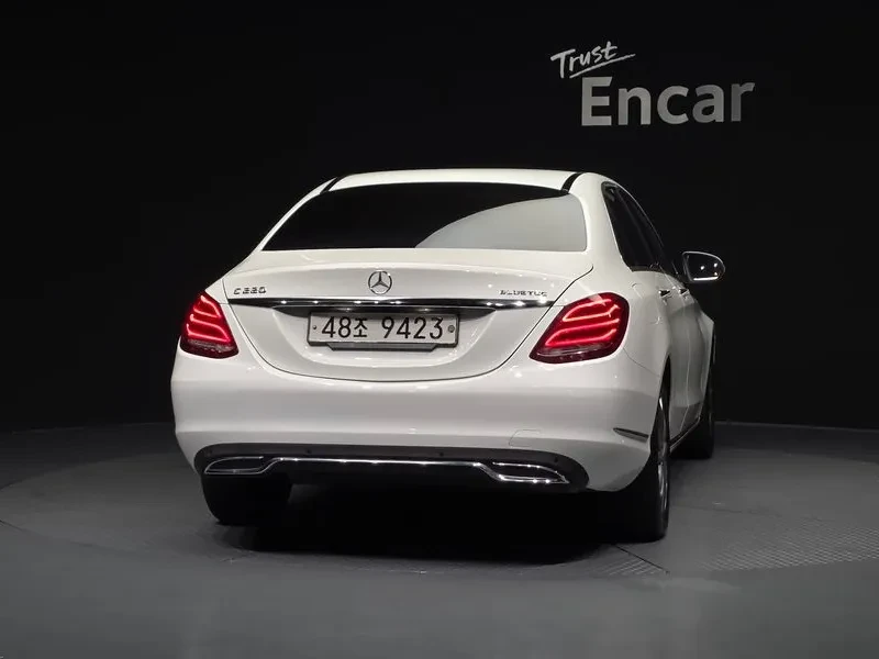 Mercedes-Benz C 200 2.0, снимка 4 - Автомобили и джипове - 54278066