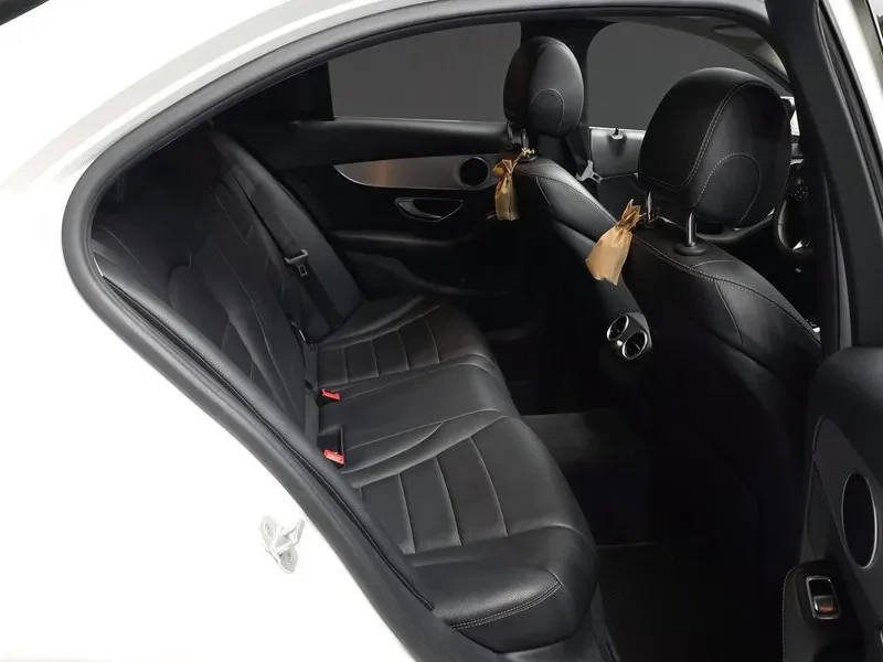 Mercedes-Benz C 200 2.0, снимка 12 - Автомобили и джипове - 54278066