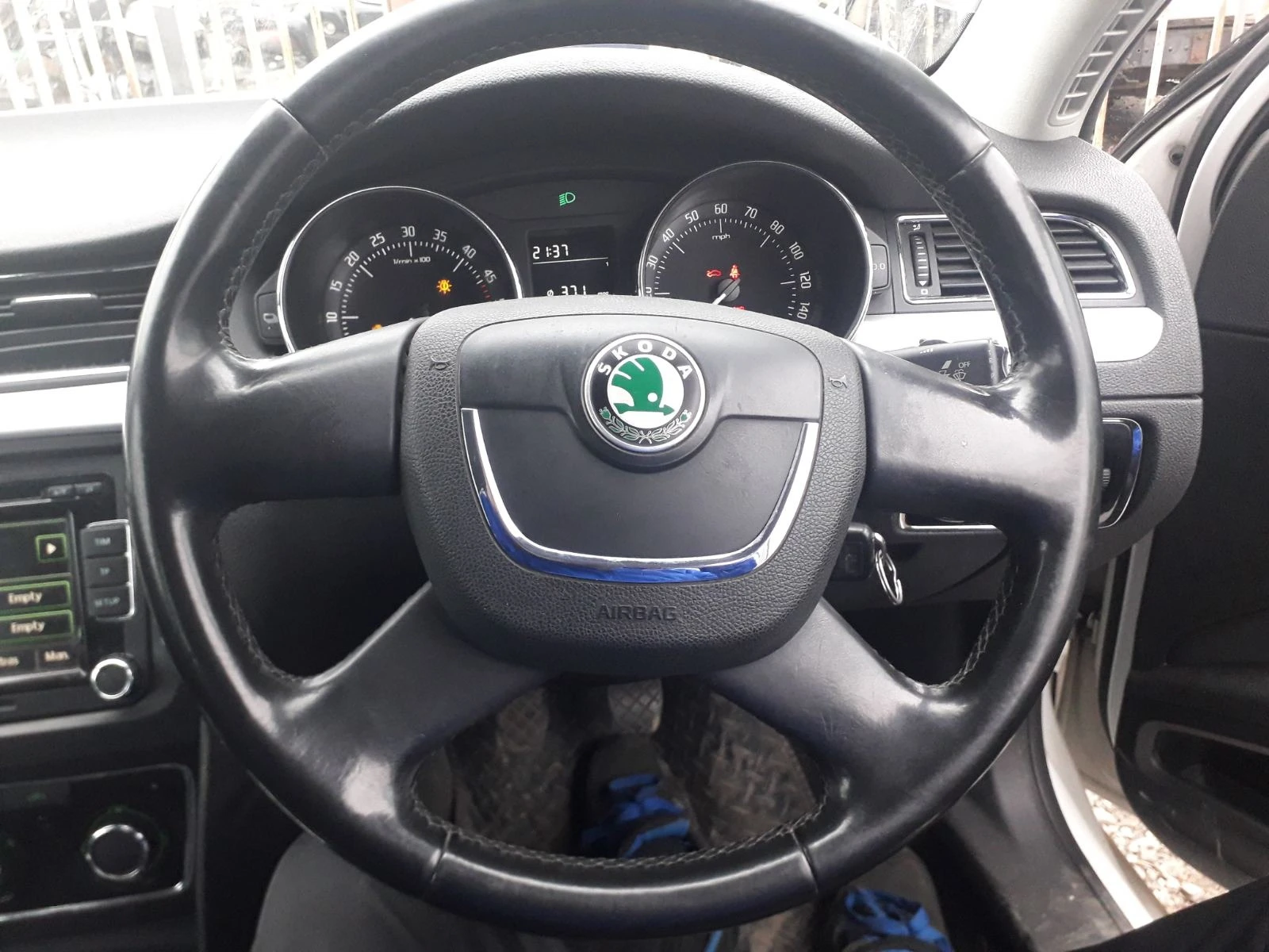 Skoda Superb 1.9TDI-105  к. с - изображение 7