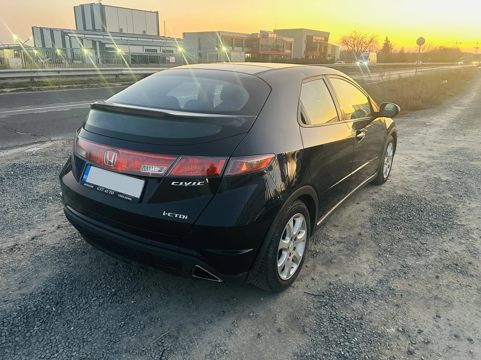 Honda Civic 2.2 i-CDTI  - изображение 5