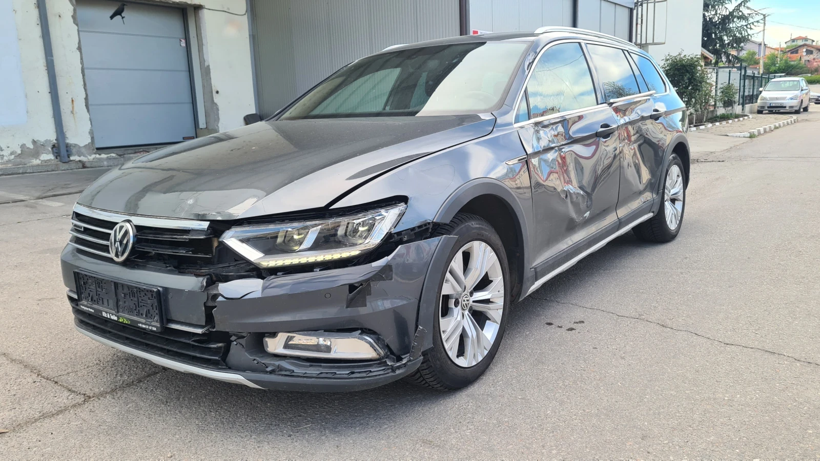 VW Alltrack 2.0 TDI 194кс - изображение 2
