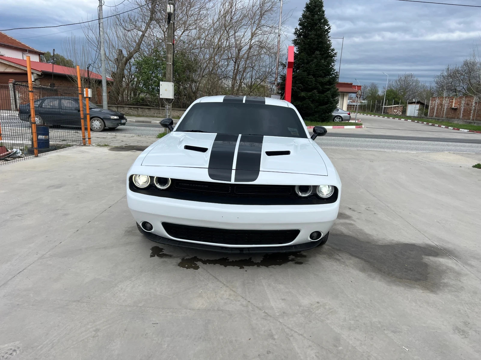 Dodge Challenger  - изображение 2