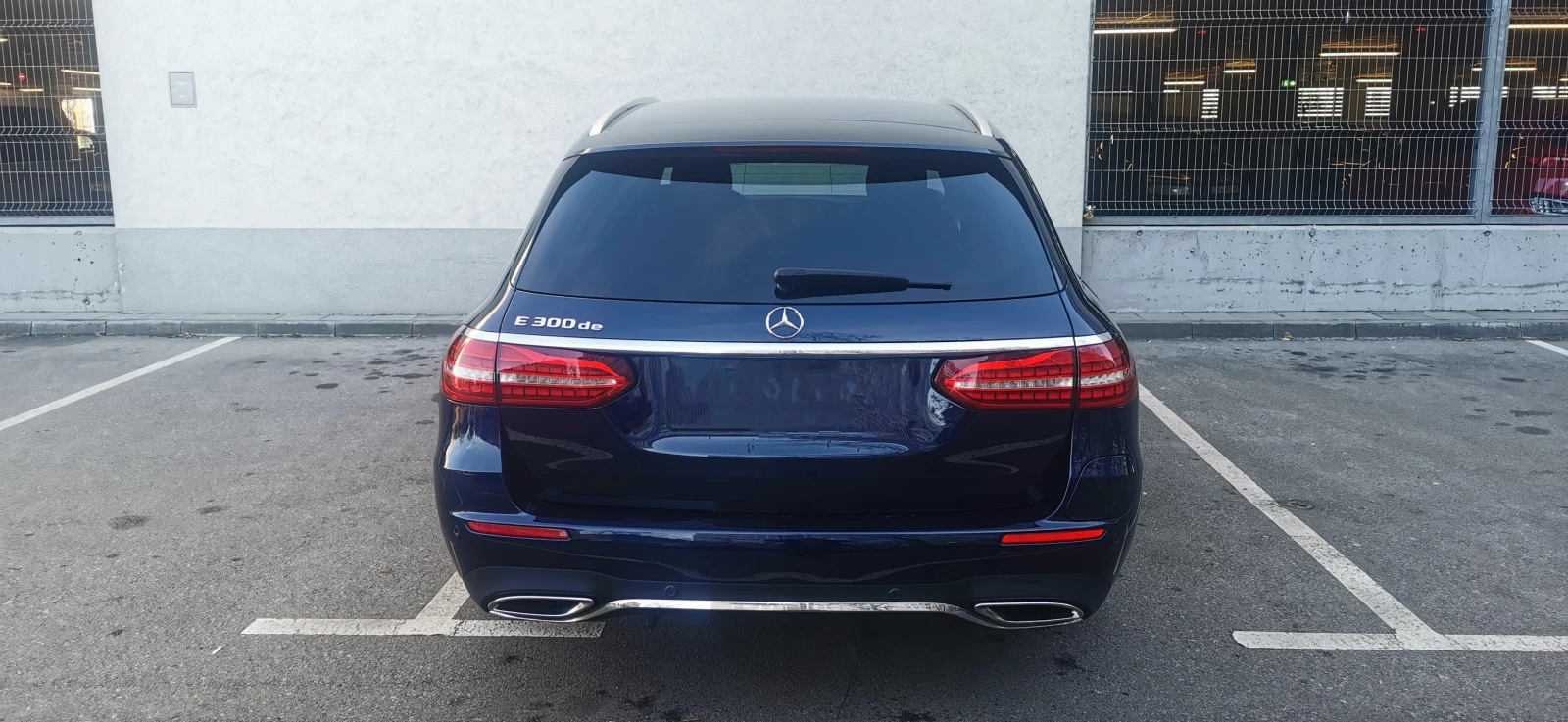 Mercedes-Benz E 300 de - изображение 2