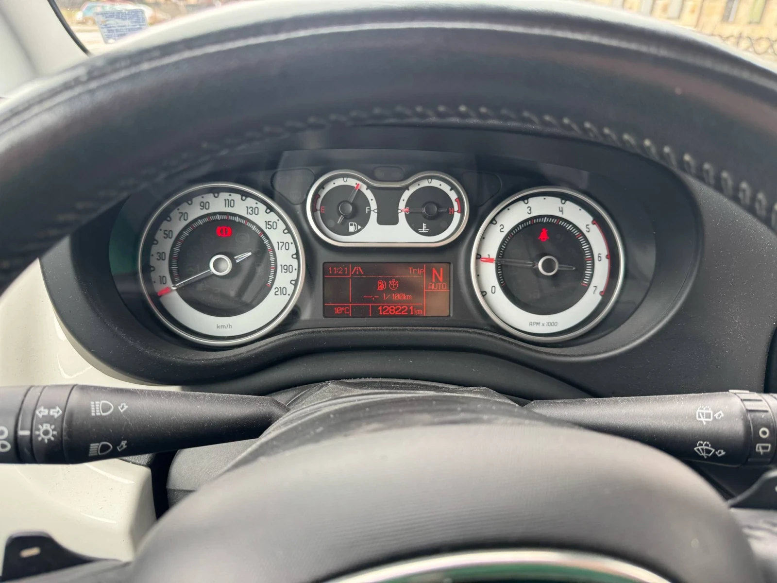 Fiat 500L  - изображение 10