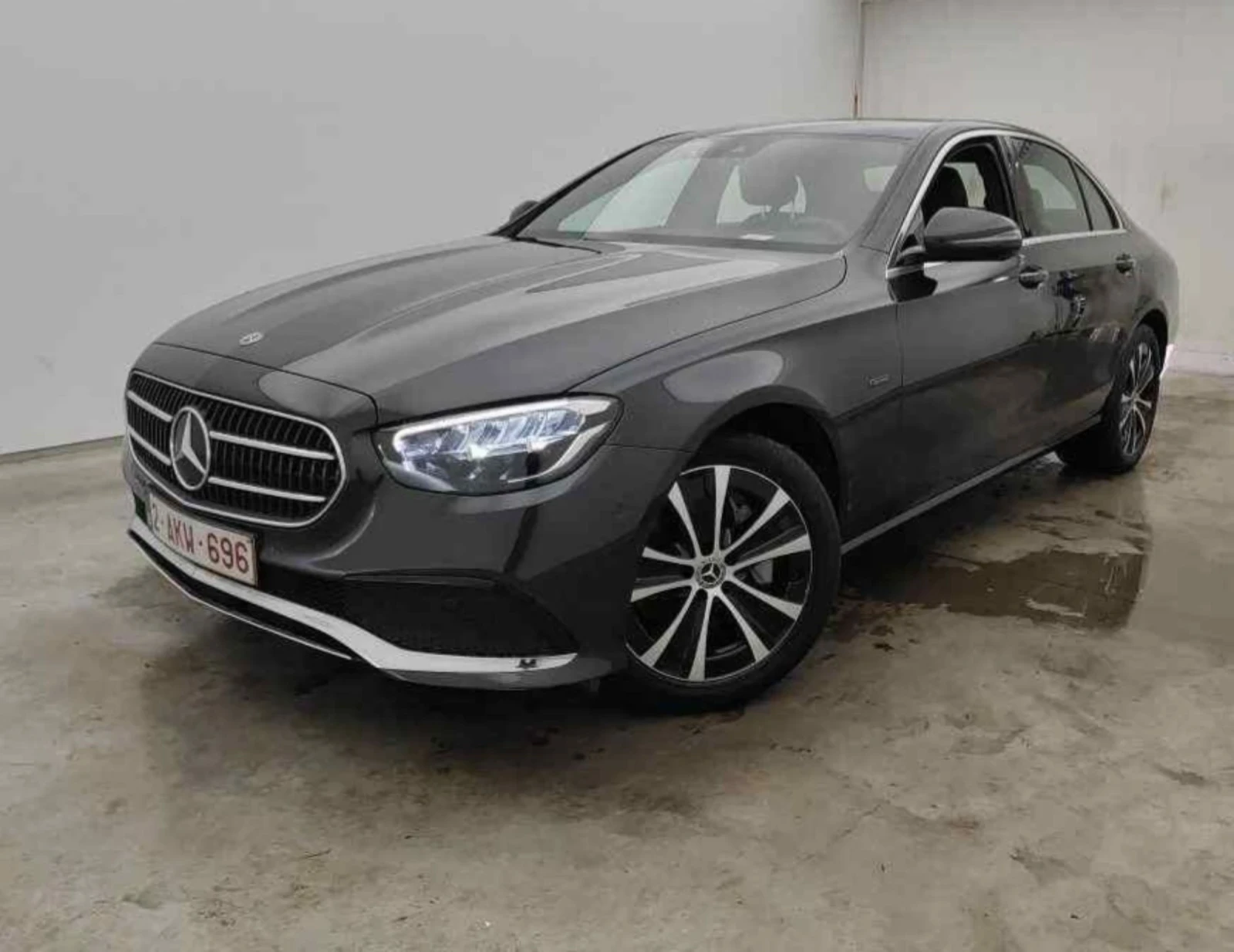 Mercedes-Benz E 300 de KAMERA.LED.NAVI  48000KM.Plug in-Hybrid - изображение 3