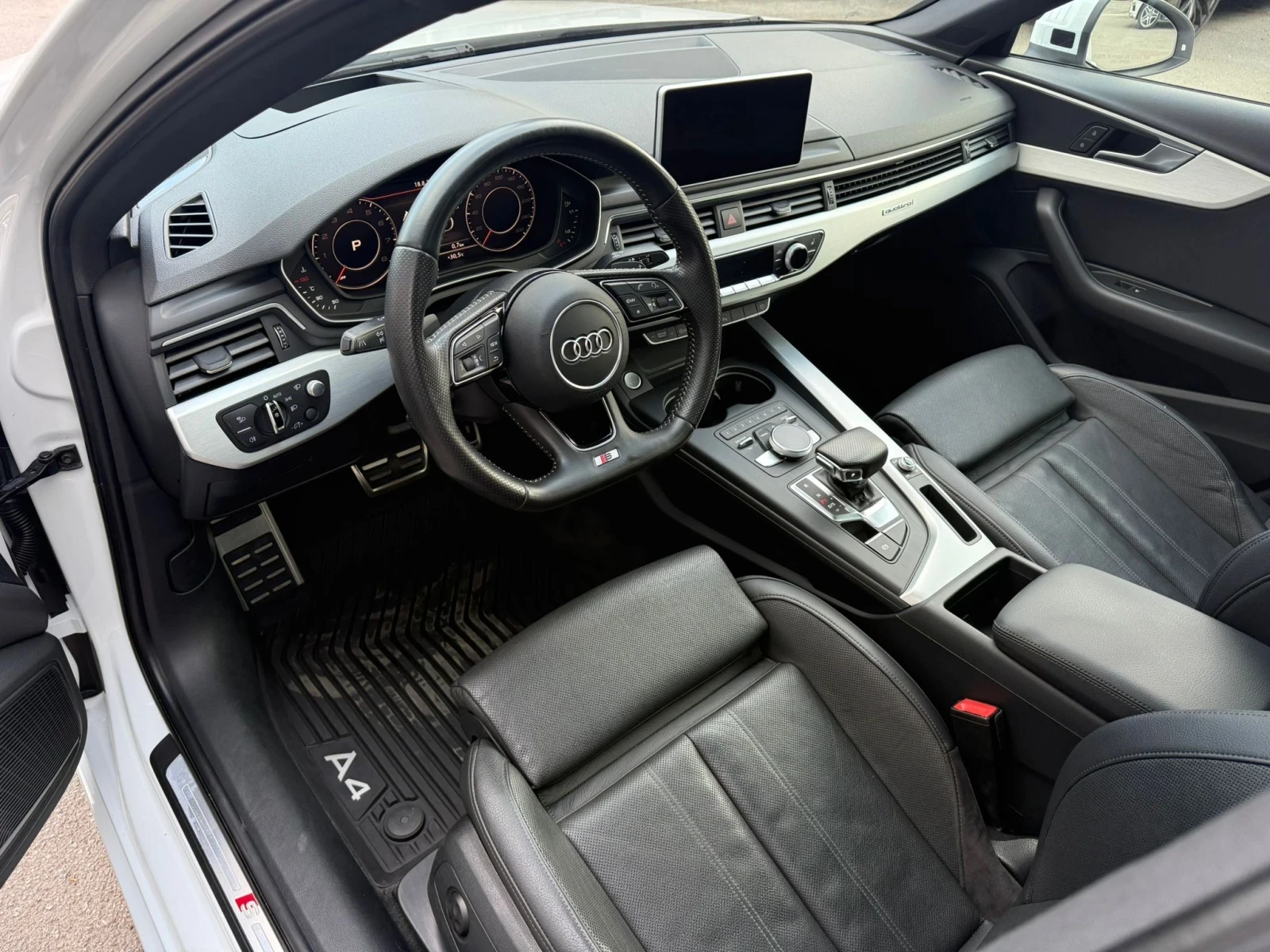 Audi A4 2.0TFSI Technik S-Line Quattro ВСИЧКИ ЕКСТРИ! - изображение 8
