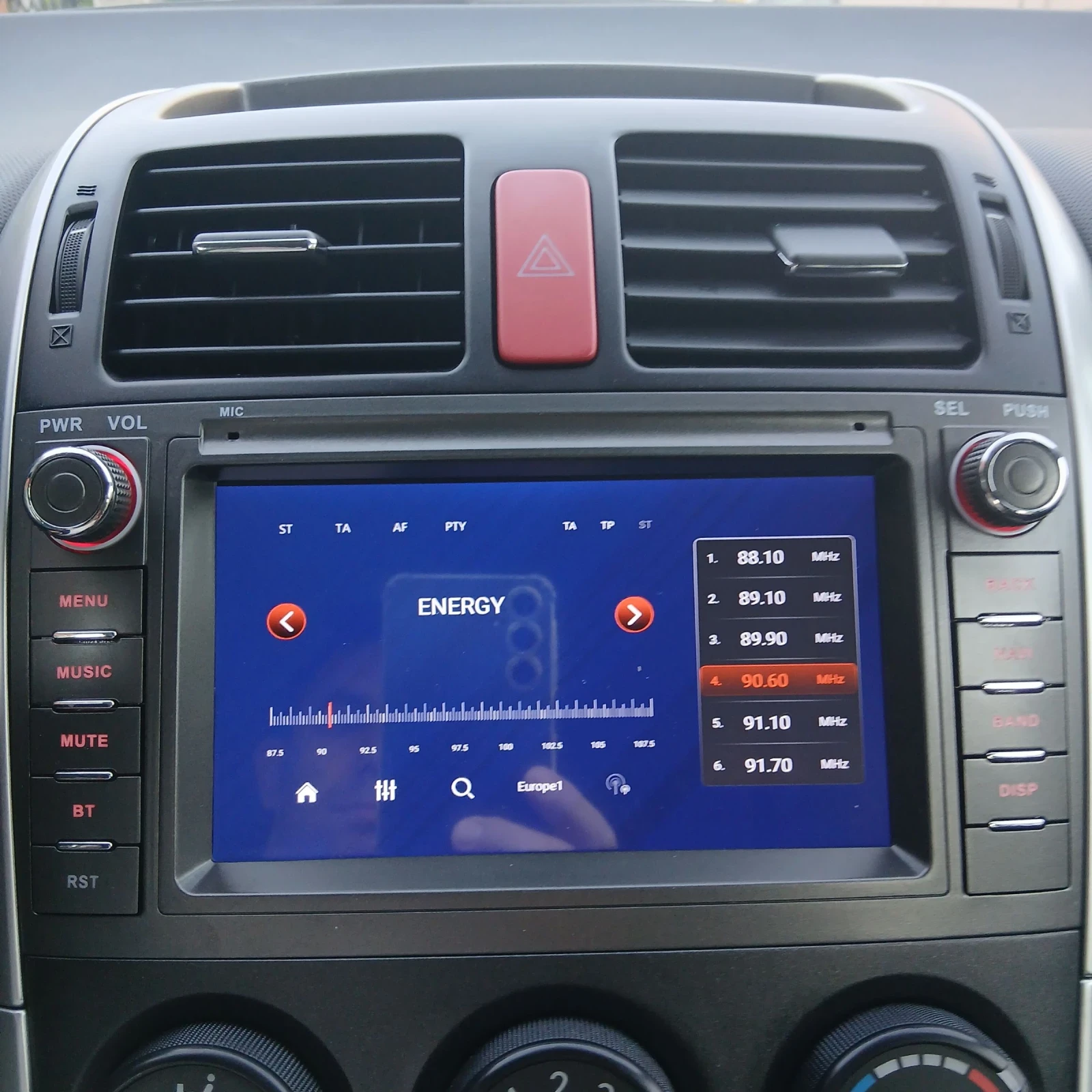 Toyota Auris  1.3 Life | Mobile.bg   14