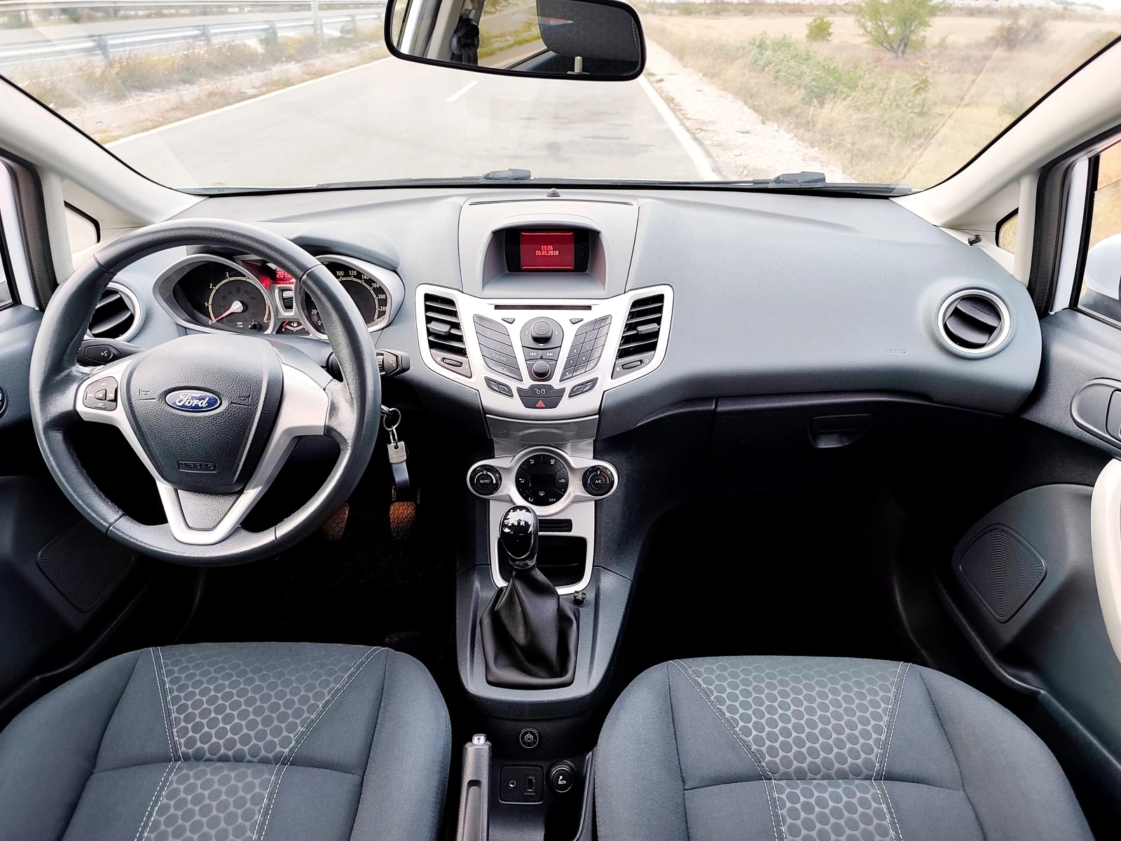 Ford Fiesta 1.4i 97ks BRC - изображение 8